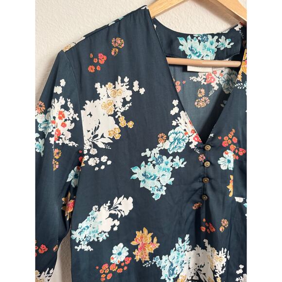 Nordstrom Womens Lingerie Sleep Dress Size Medium Satin Floral Long Sleeve - Picture 2 of 7